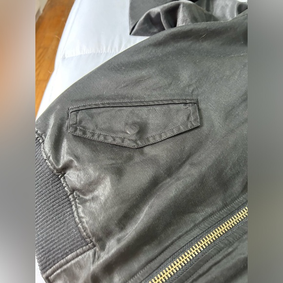 Vince. Bomber Jacket - Picture 4 of 4